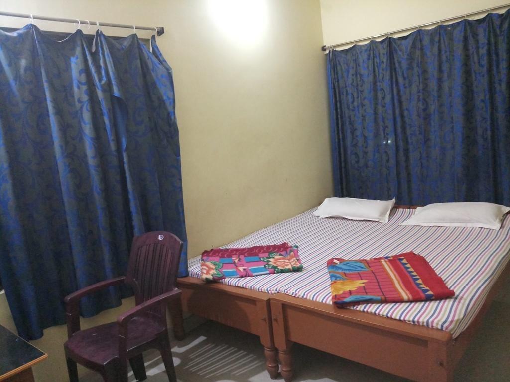 Sunrise Guest House Bhubaneswar Eksteriør billede
