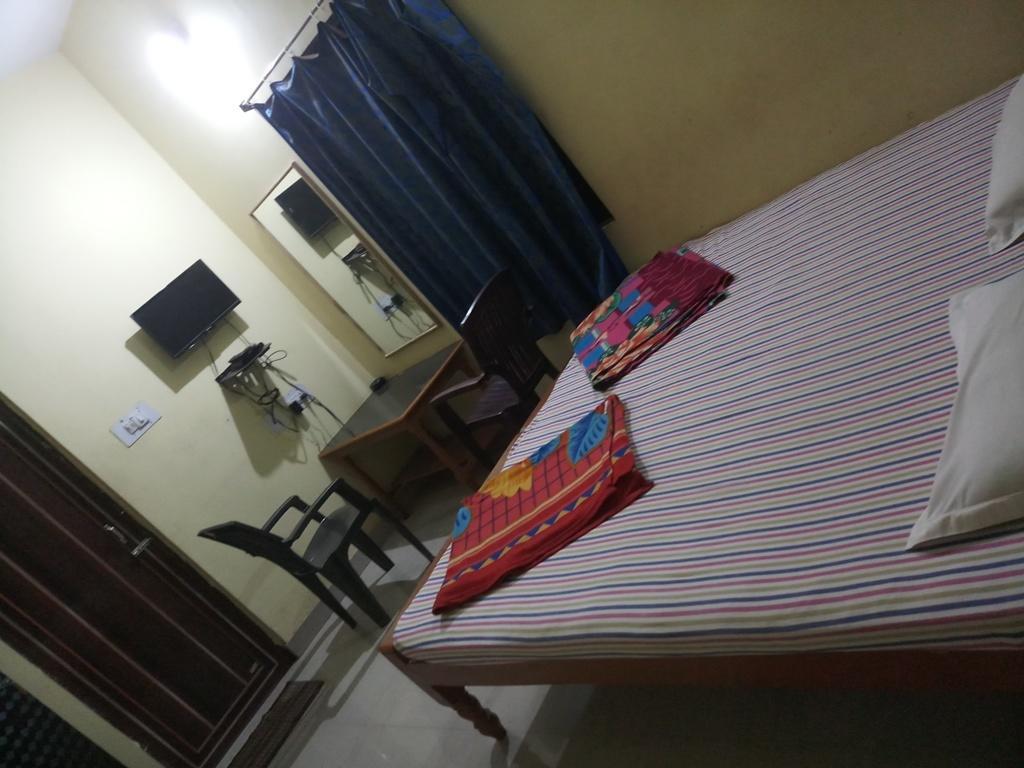 Sunrise Guest House Bhubaneswar Eksteriør billede